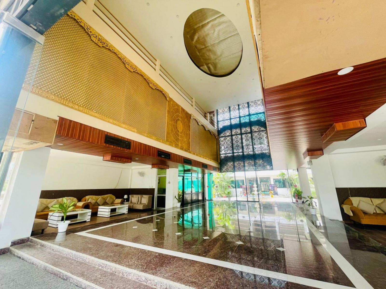Country Inn Ayodhya - Opposite Airport 외부 사진